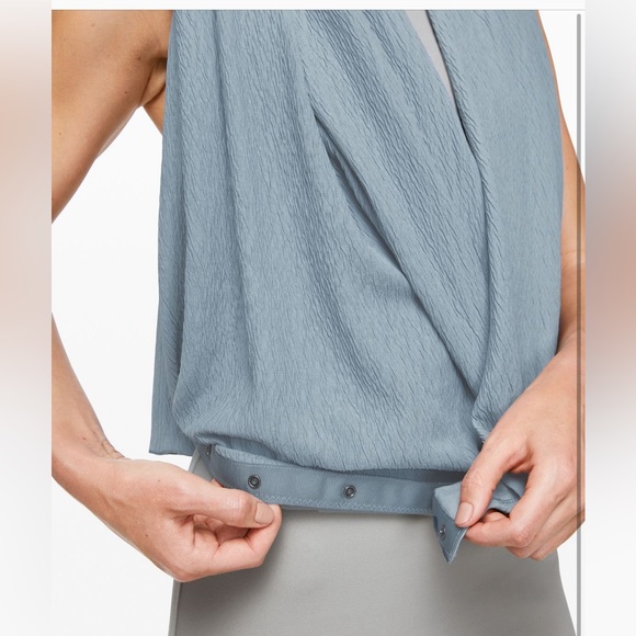 Lululemon Crinkle Vinyasa Scarf - Picture 2 of 9